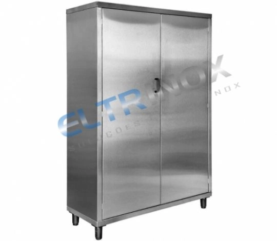 Móveis em aço inox